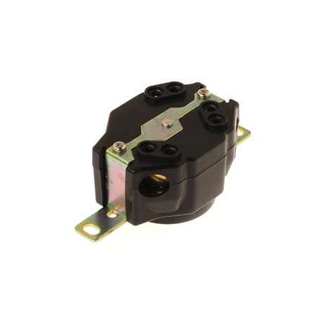 工業用插座背面照片