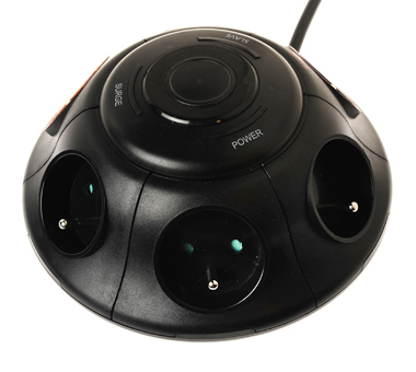 電源/突波/從屬插孔 指示燈